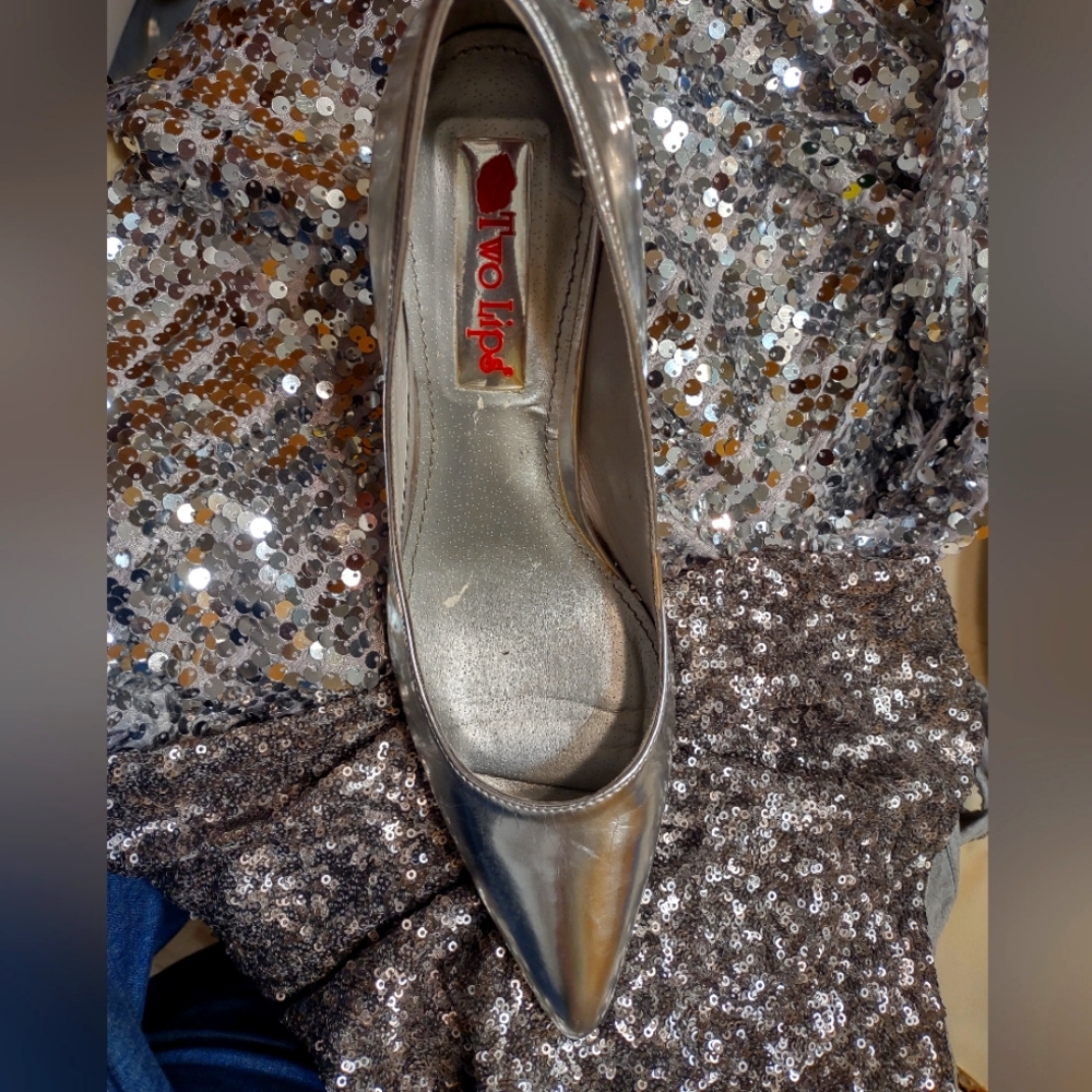 Two Lips Silver Metallic shoes